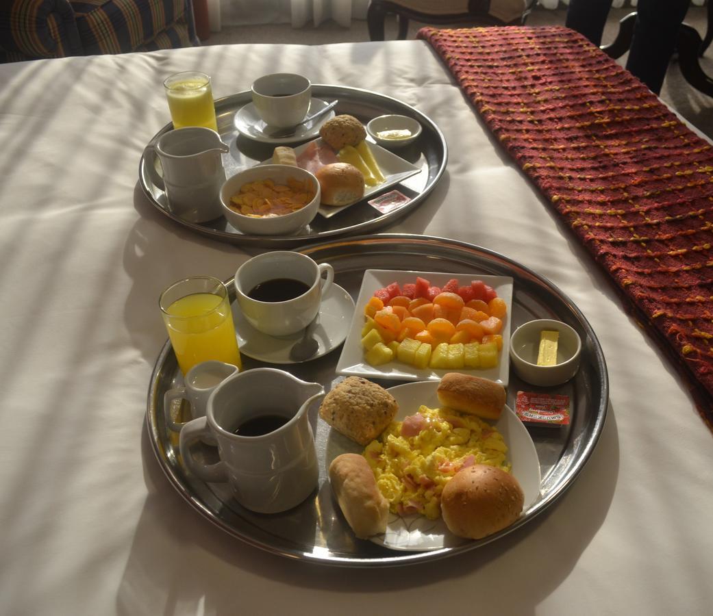 Suites Plaza Las Flores Лима Екстериор снимка